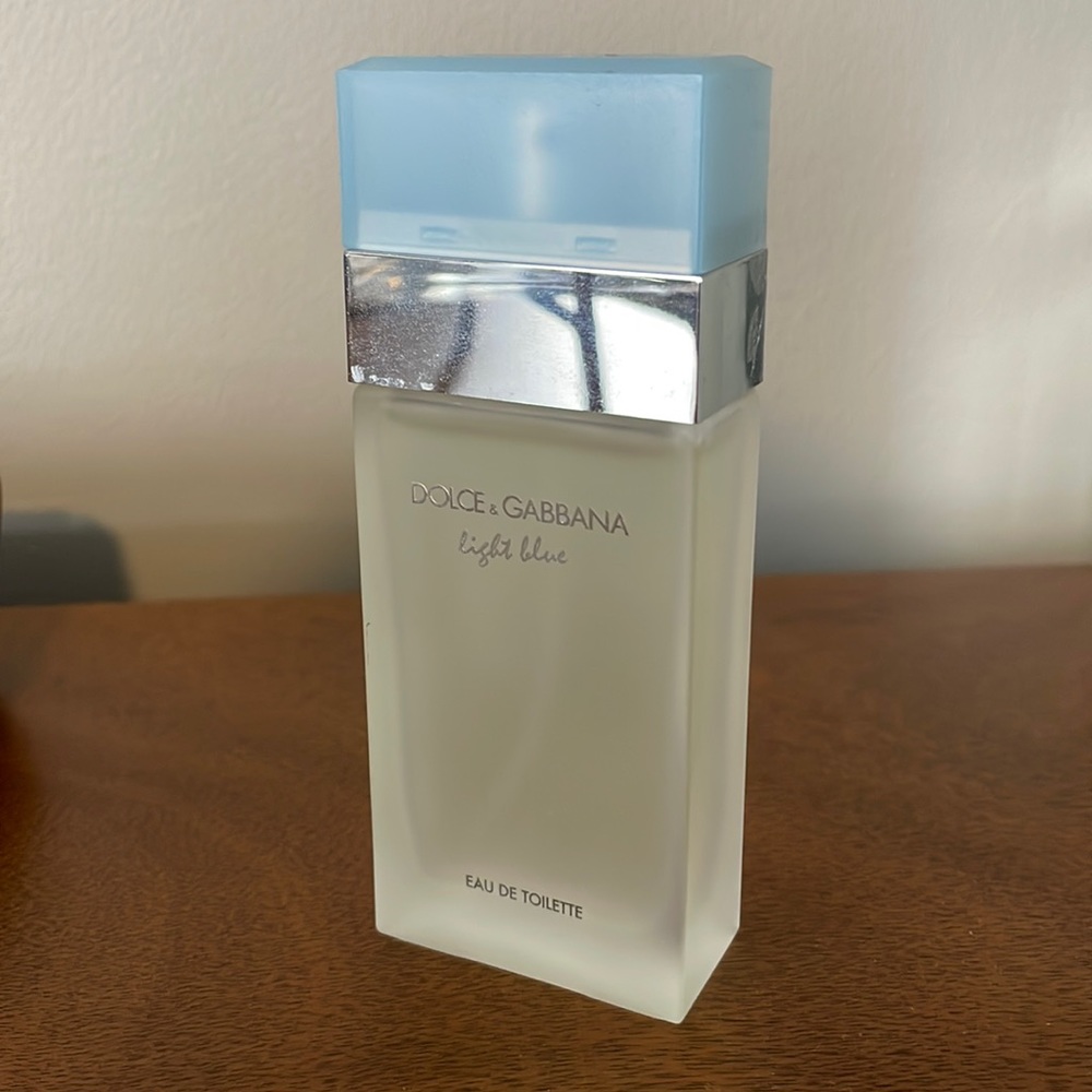 Dolce & Gabbana Light Blue perfume